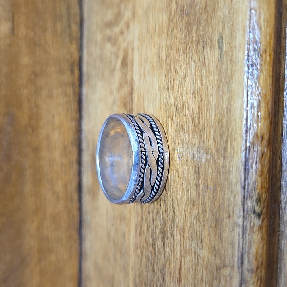 Sterling Silver Band Ring Size 6